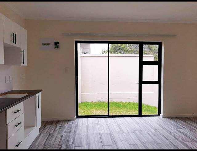 1 BEDROOM TOWNHOUSE RENTED IN MOUNT PLEASANT